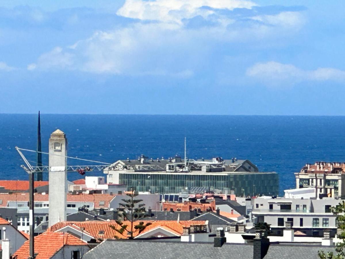 Nebrija Derecha Apartment A Coruna Bagian luar foto